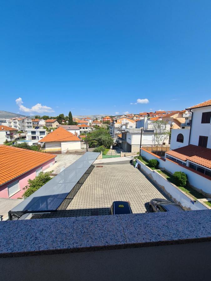 Modern Apartment Near The Sea-Mise Trogir Kültér fotó